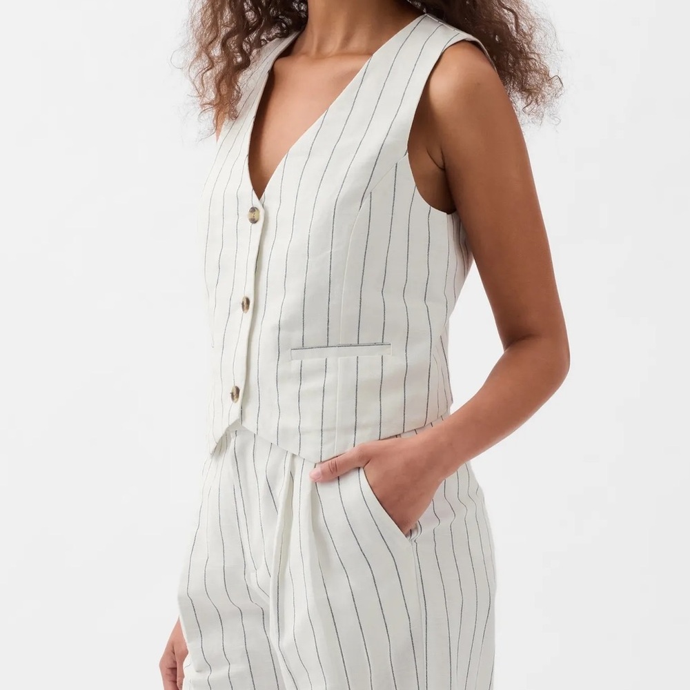 GAP Linen Striped Vest☕️